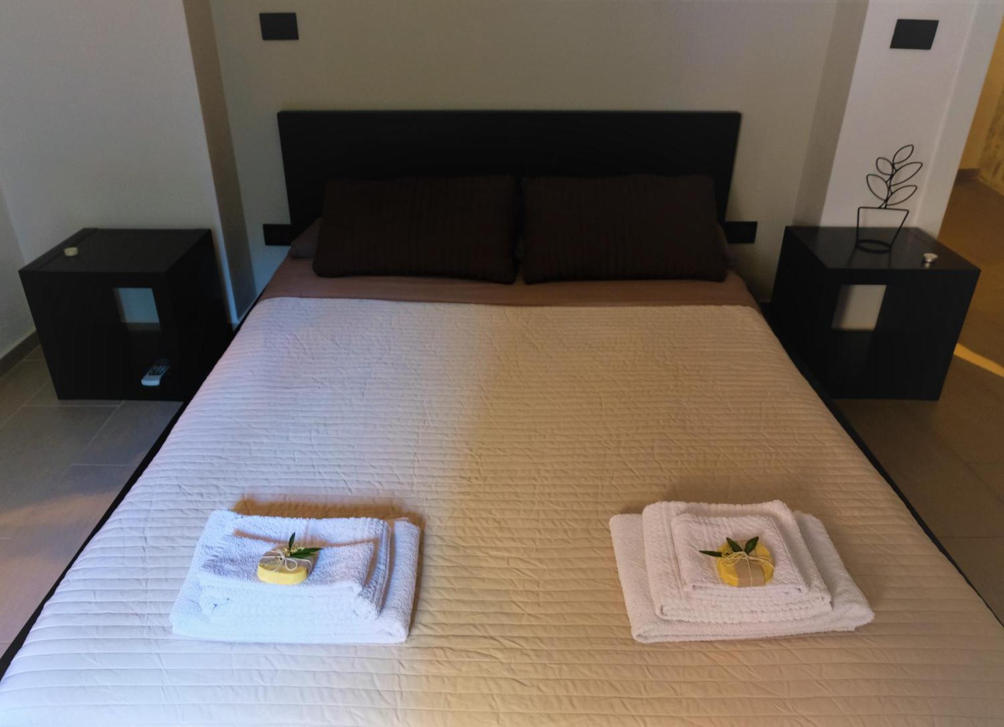 Il Miglio In Piu Bed & Breakfast Castel di Tusa Rom bilde